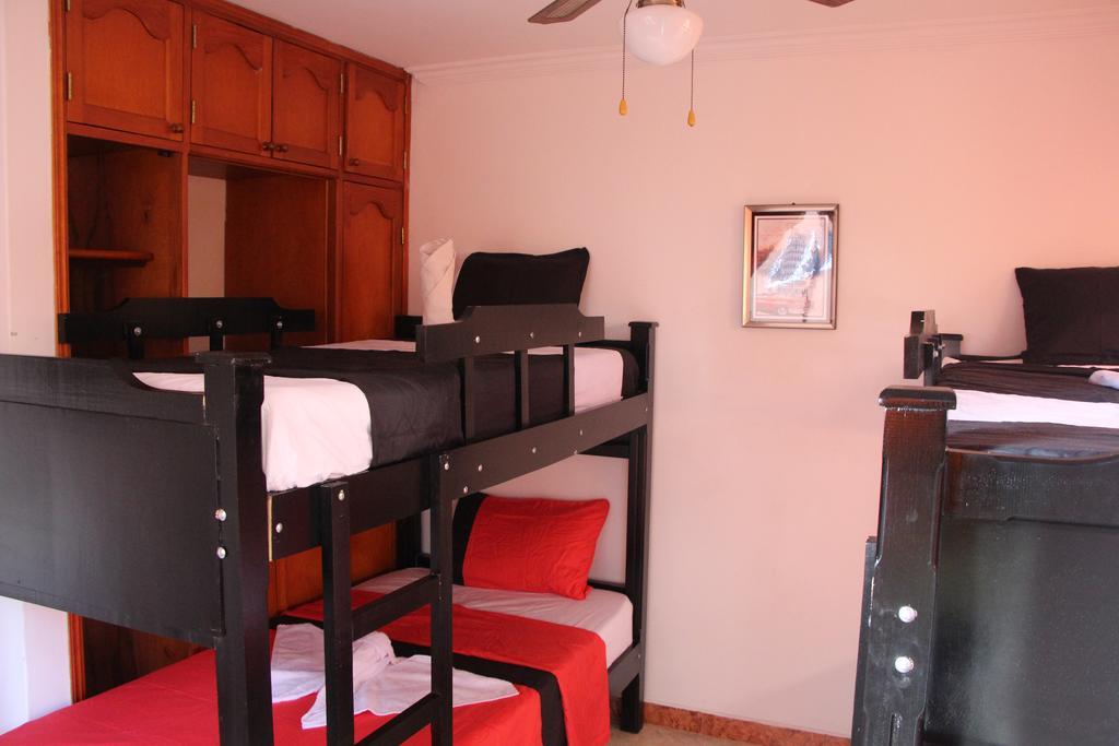 Habitaciones En Medellin Exterior photo